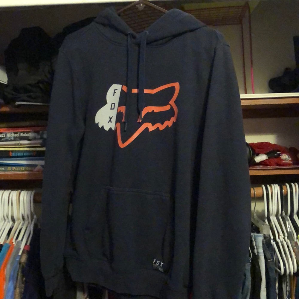 FOX sweatshirt